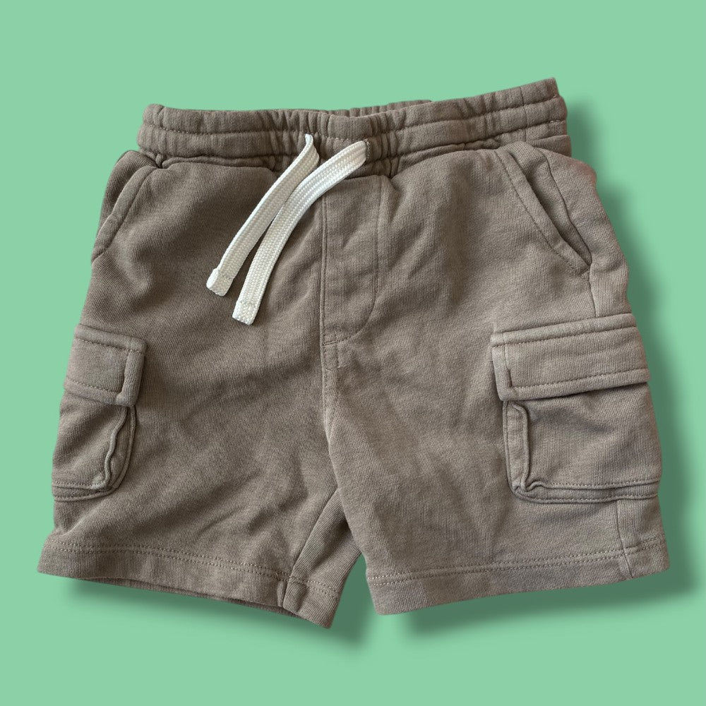 Old navy jogger Shorts 18-24m