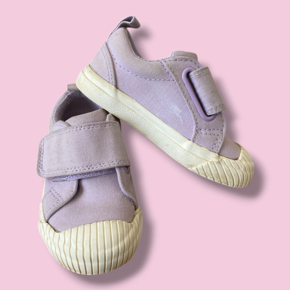cat&amp;jack purple shoe 5.0