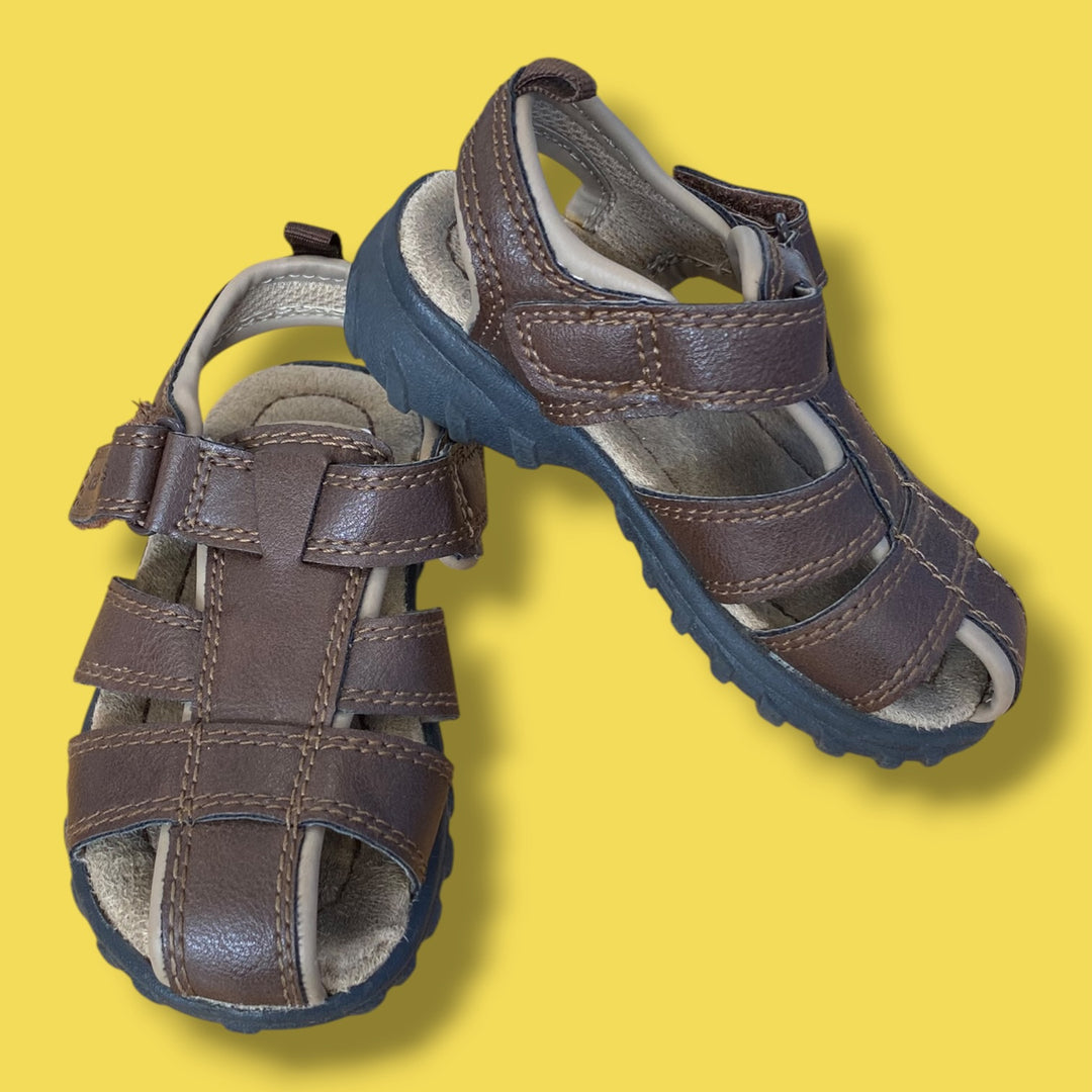 brown Carters sandals, 6.0