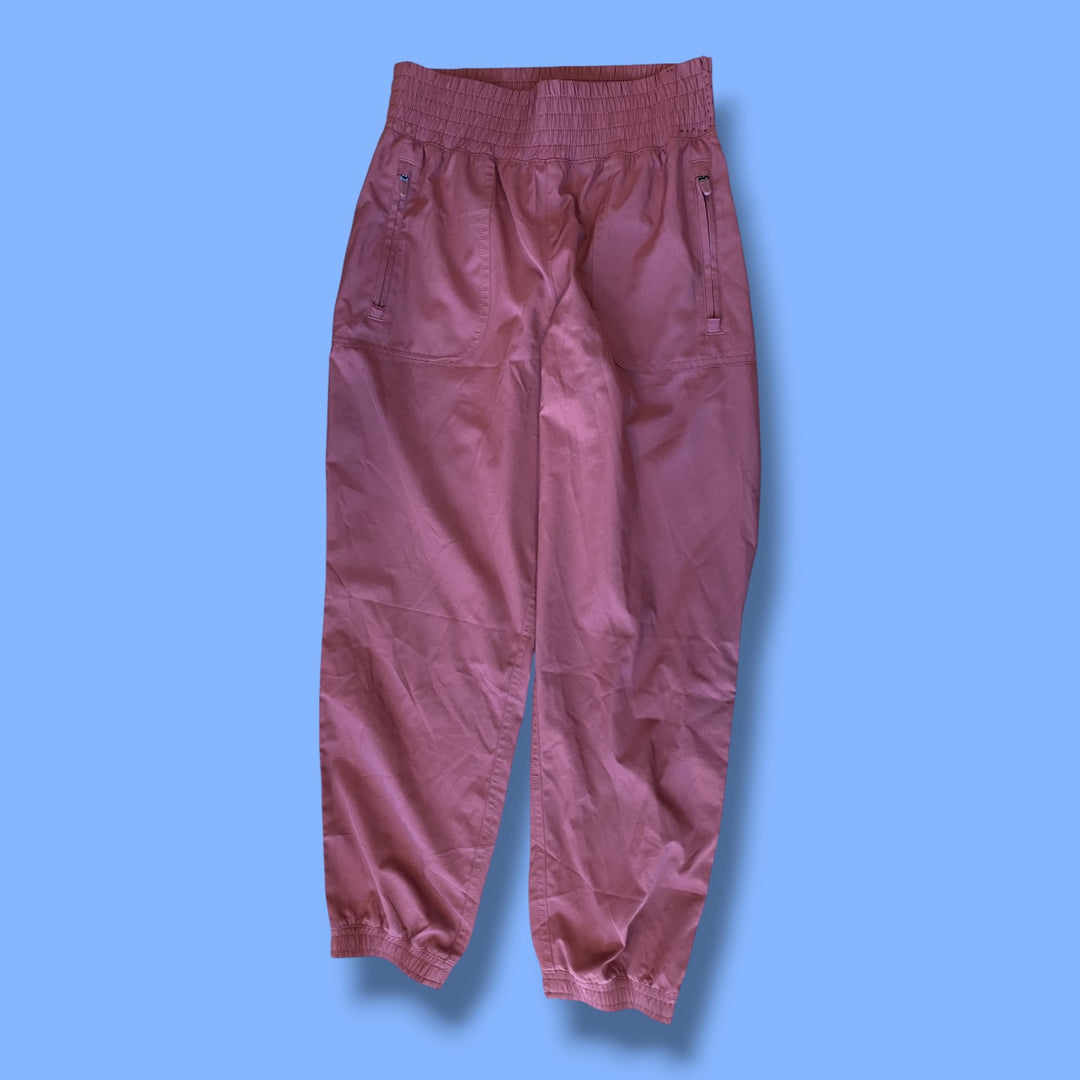 Red Old Navy pants, 10-12Y