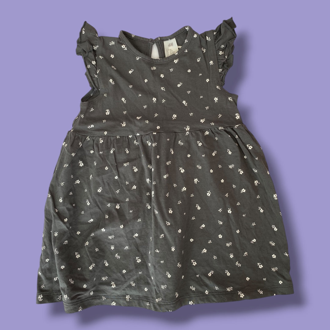 grey h&amp;m dress, 18m