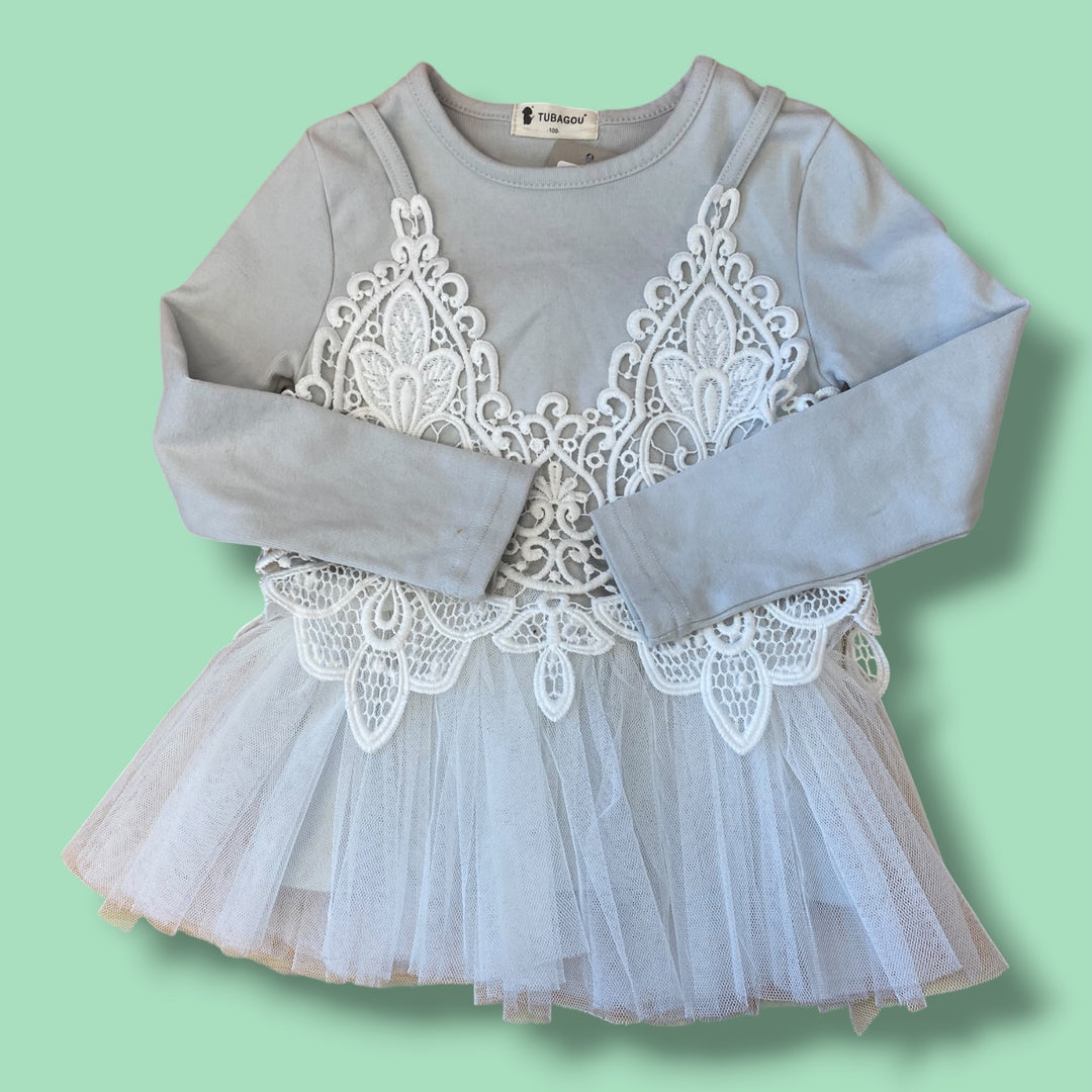 grey Tubagou lace tulle dress, 24m