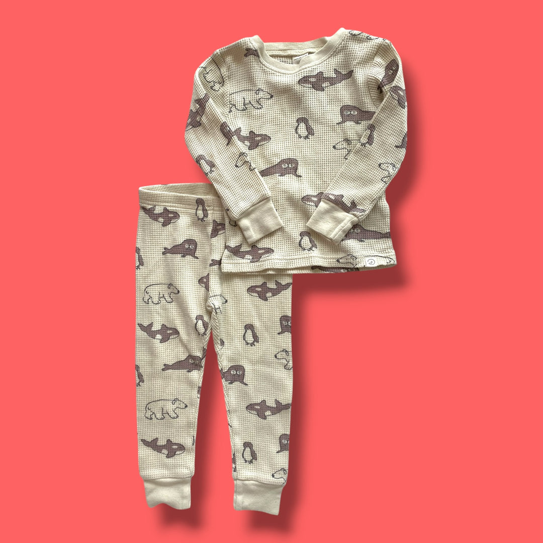 white Little planet waffle artic animal pjs, 2Y