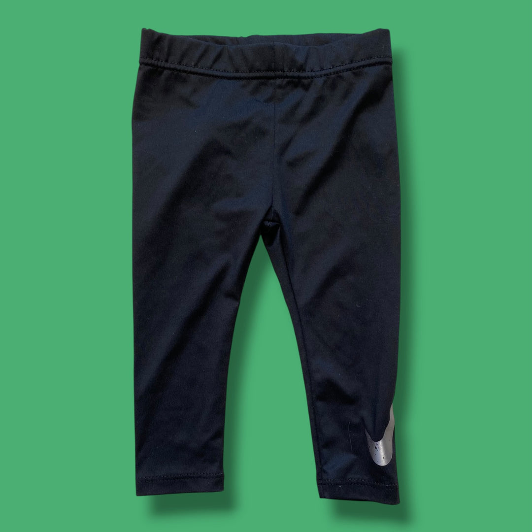 Black Nike leggings, 12m