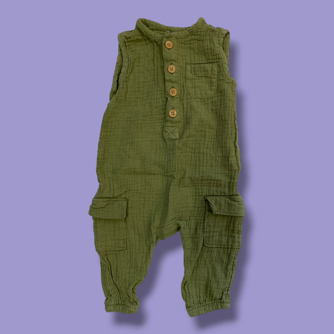 Green Old Navy Romper, 3-6m