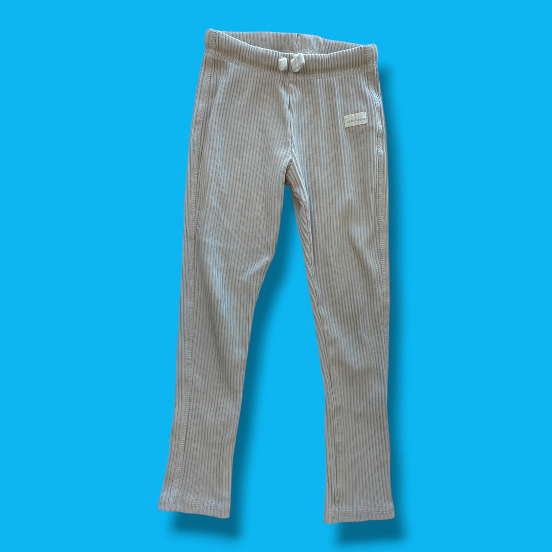 beige Zara legging, 6y