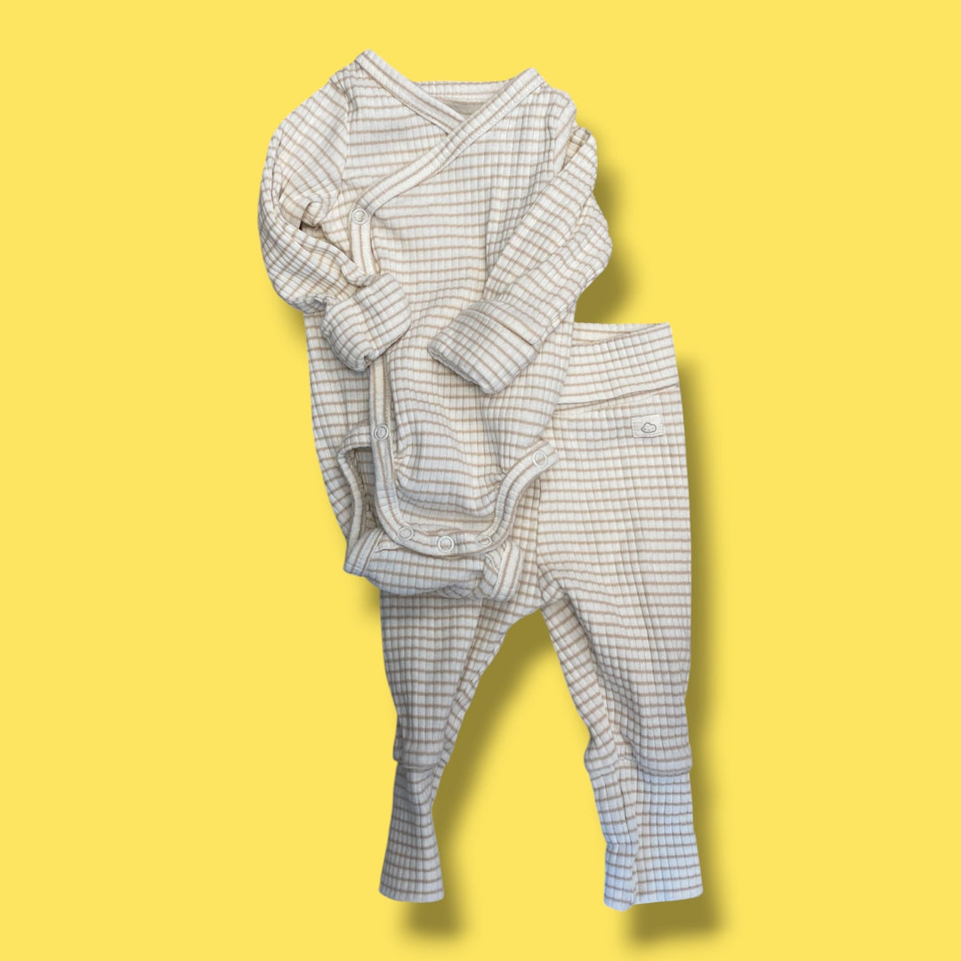 Tan H&amp;M 2 piece set, NB