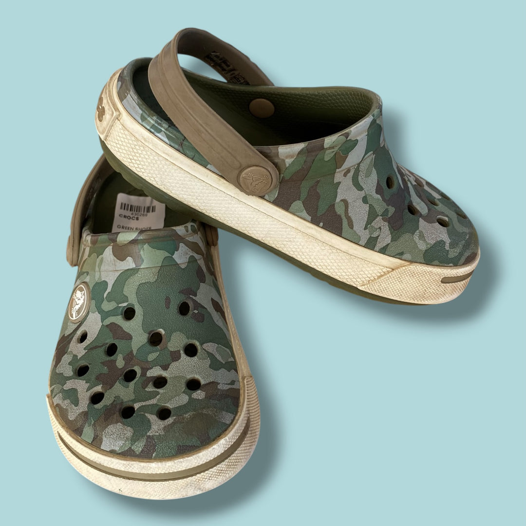 green Crocs shoes, 8.0/9.0