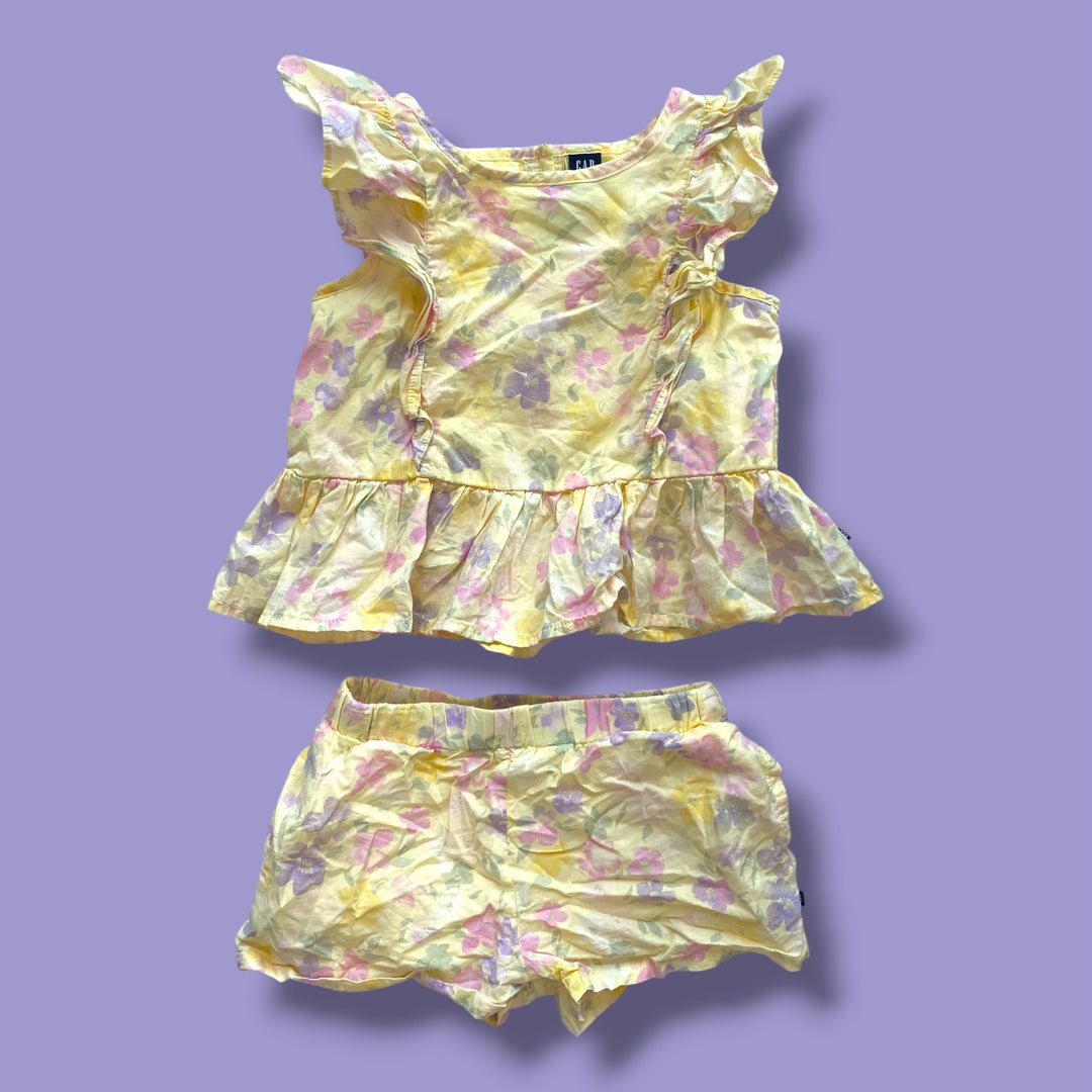 yellow gap 2 piece set, 4Y