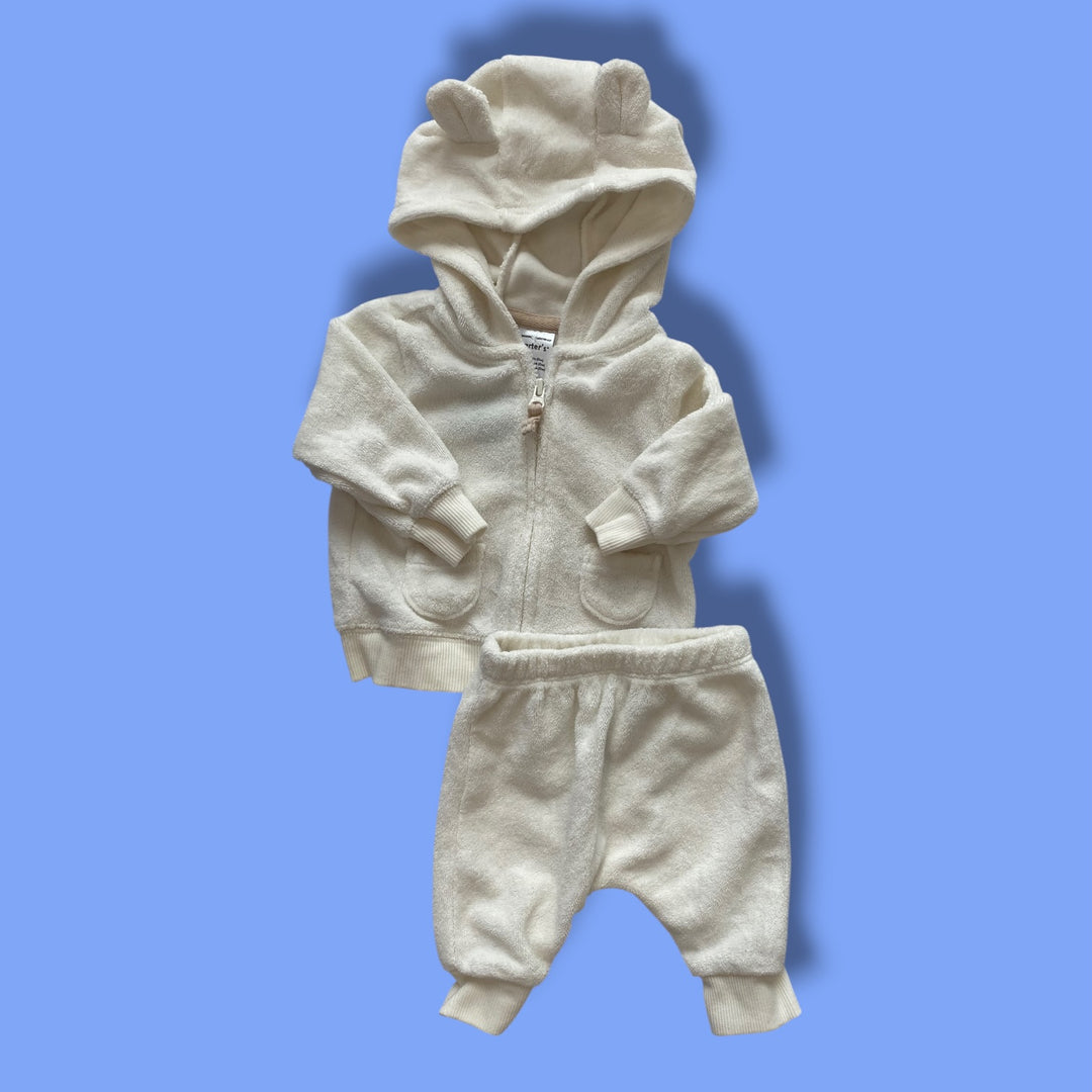 white Carters 2 piece set, newborn