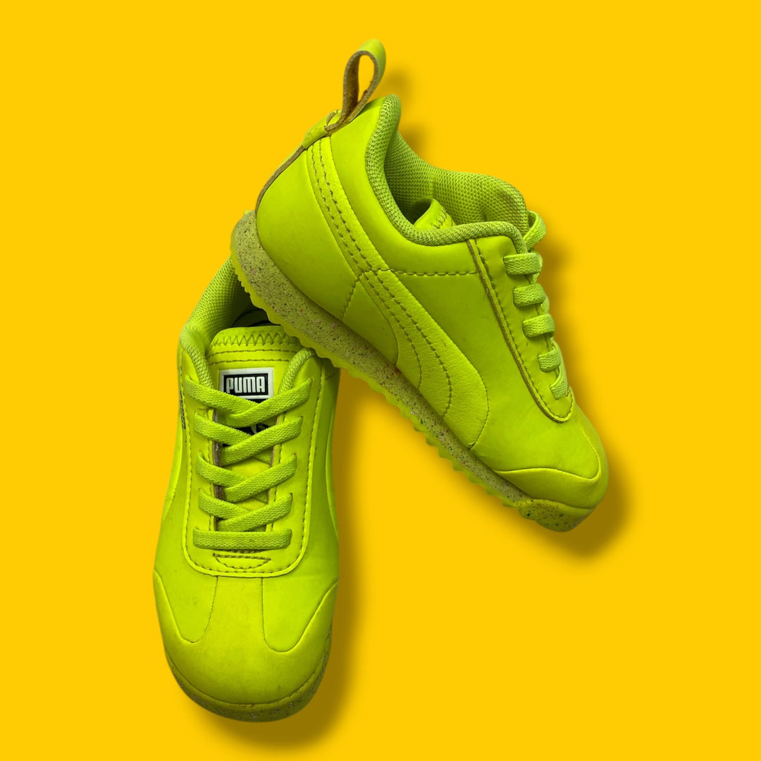 Neon Puma Sneaker, 7