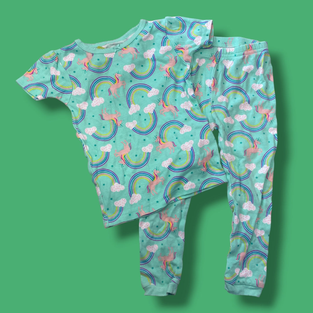 green SimpleJoys pj set, 2Y