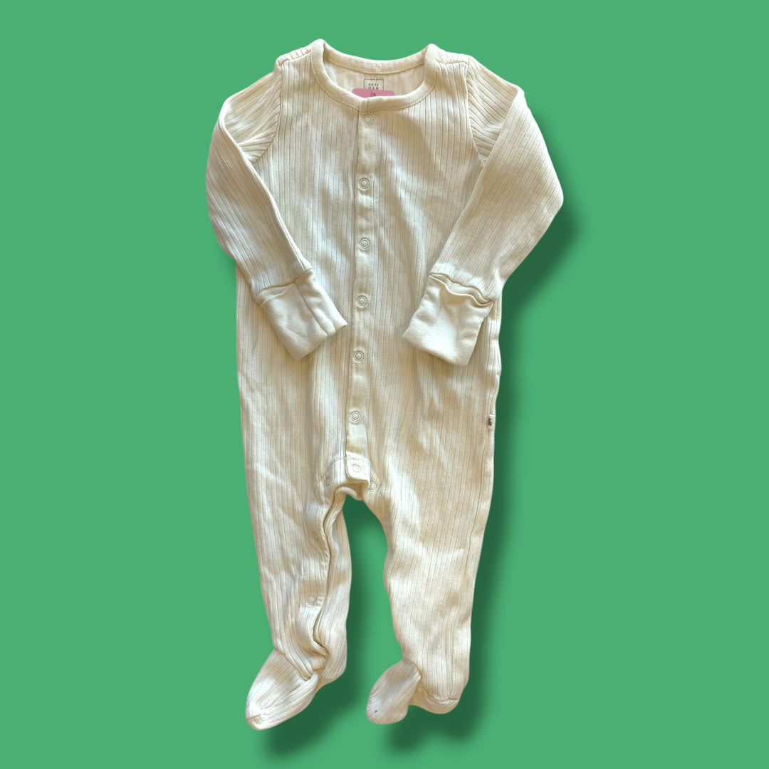 white gap sleeper , 3-6m