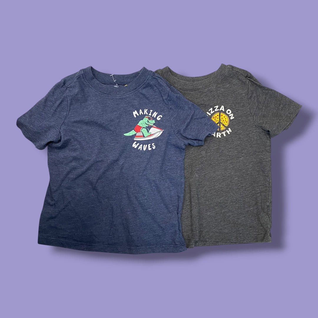 Grey/blue Old Navy set of 2 graphic tees, 3Y