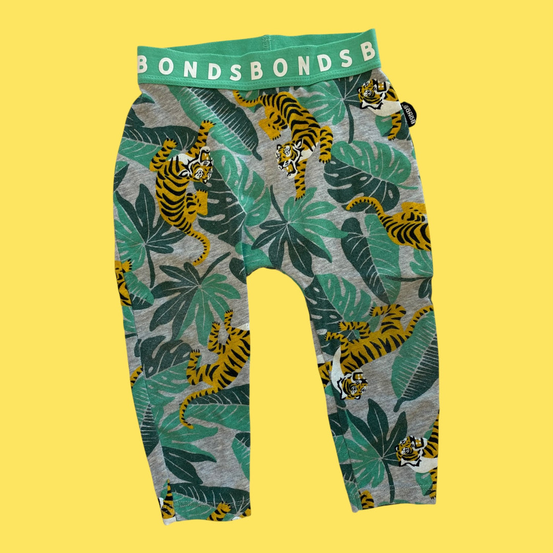 green bonds animal pant, 6-12m
