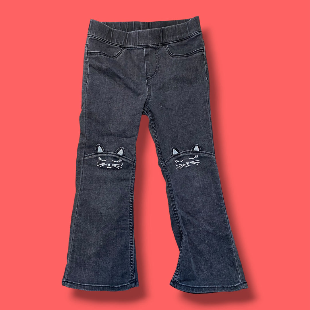 Black Old Navy pant, 3y