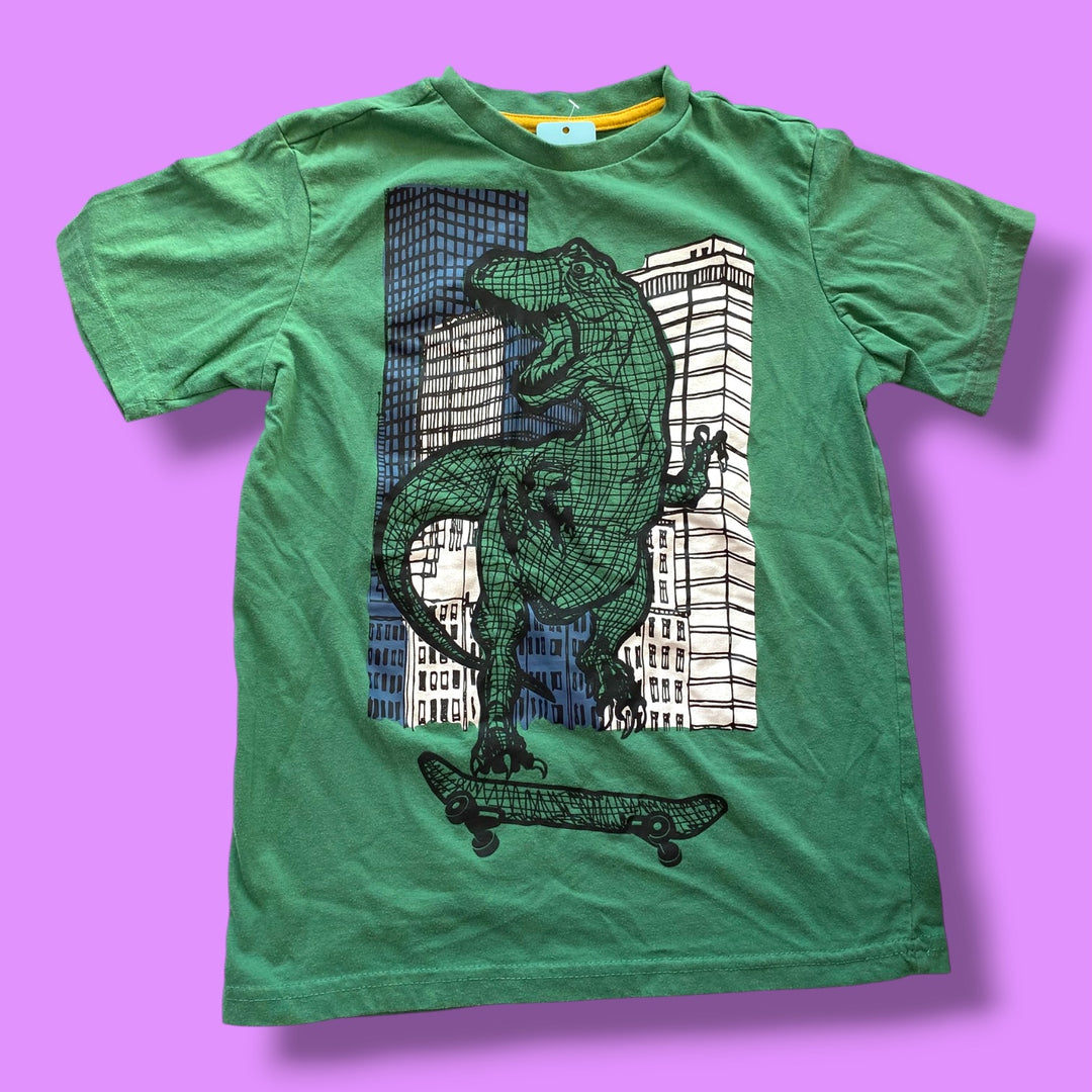 Green Survival Gear t-shirt, 6-7Y