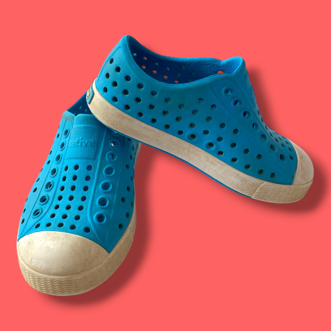 Blue Natives sandals, 8.0