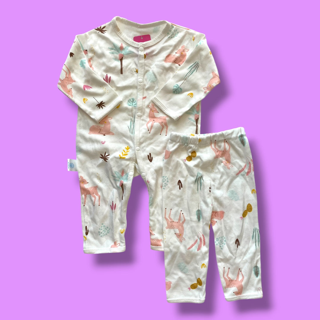 White Unknown 2 piece set, 3-6m