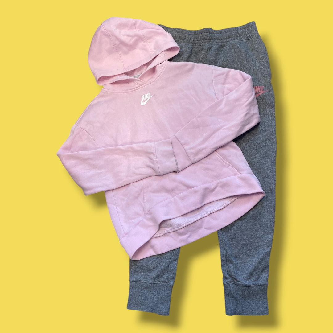 pink nike sweatsuit, 10y