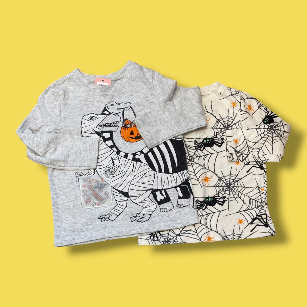 beige Old Navy set of 2 long sleeves, 2y