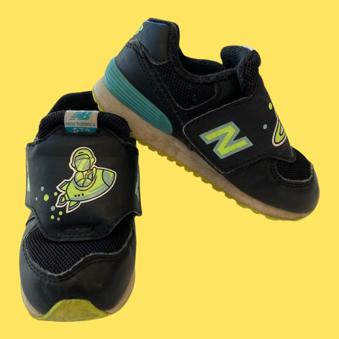 Black New Balance Sneaker, 7.5