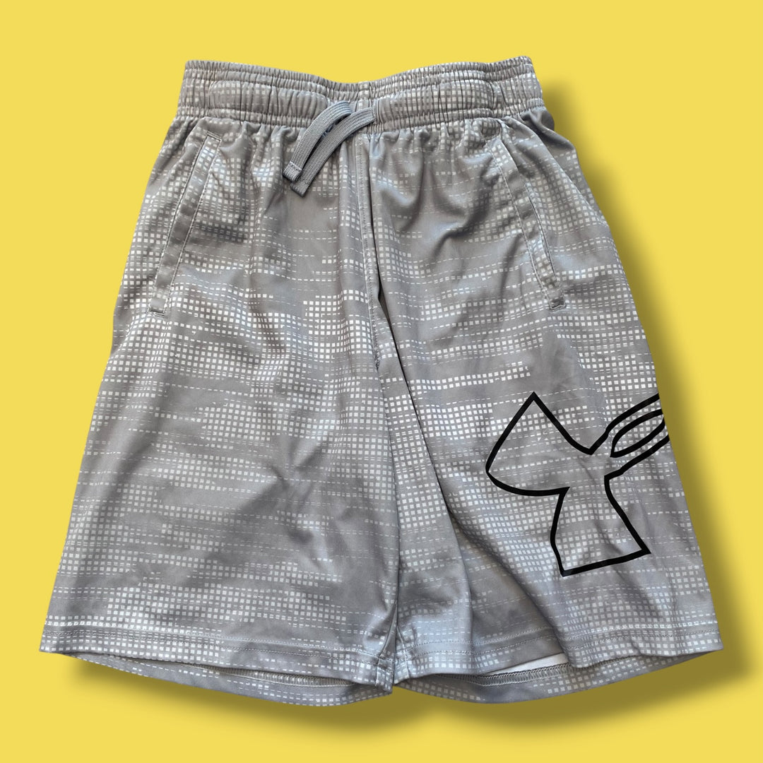 grey under armor shorts, 10-12y