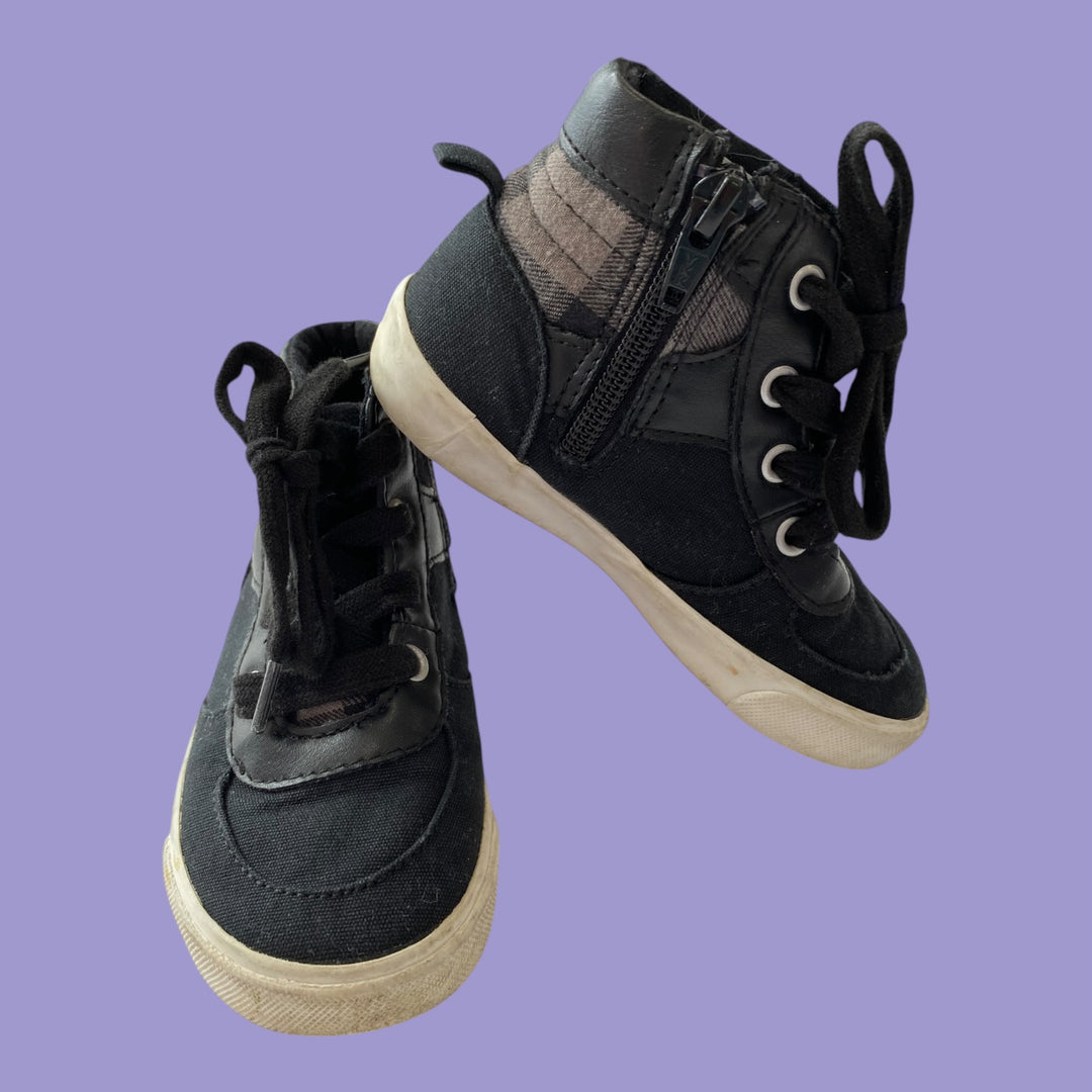 Black Old Navy High Tops, 8.0