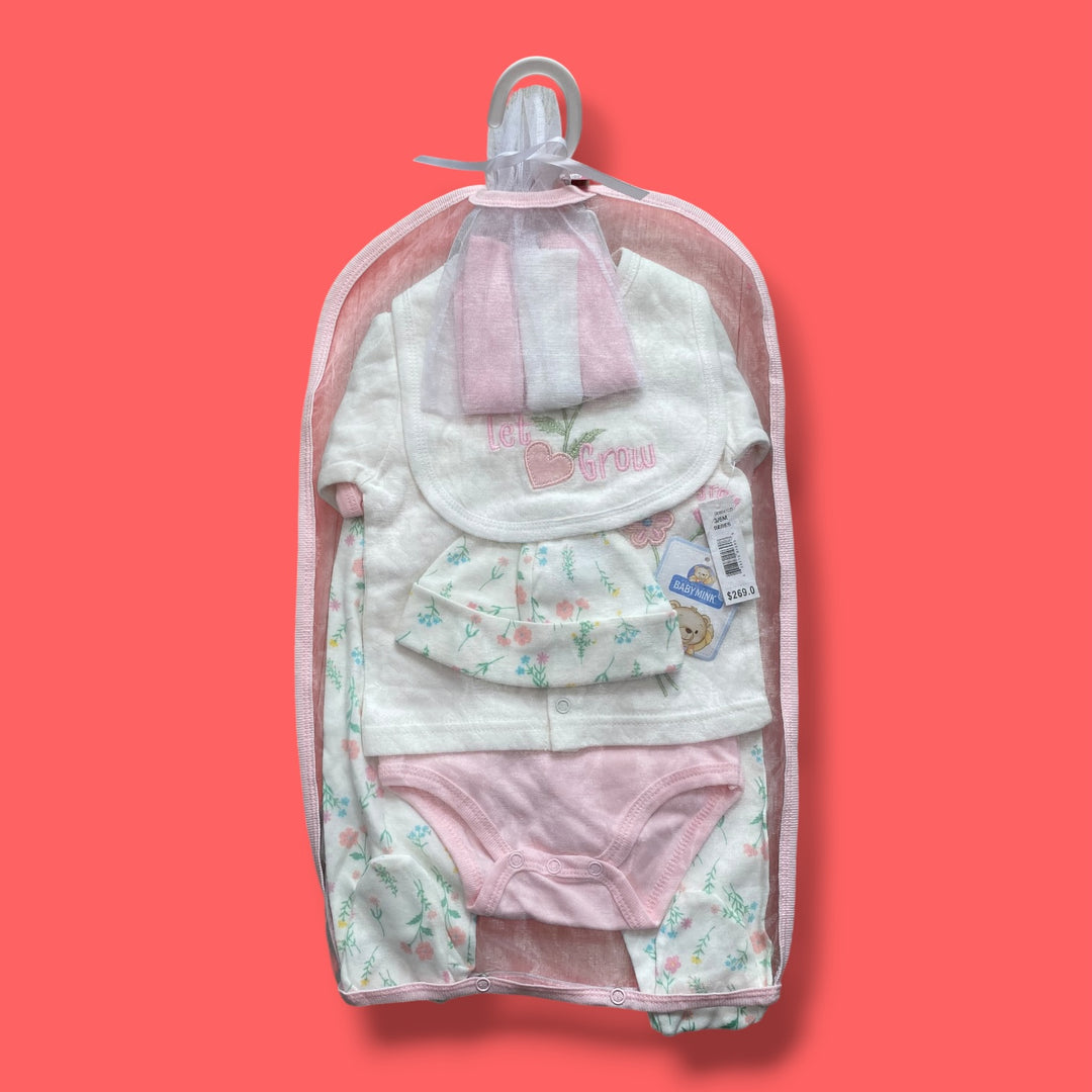 pink Baby Mink gift set nwt, 0-3m