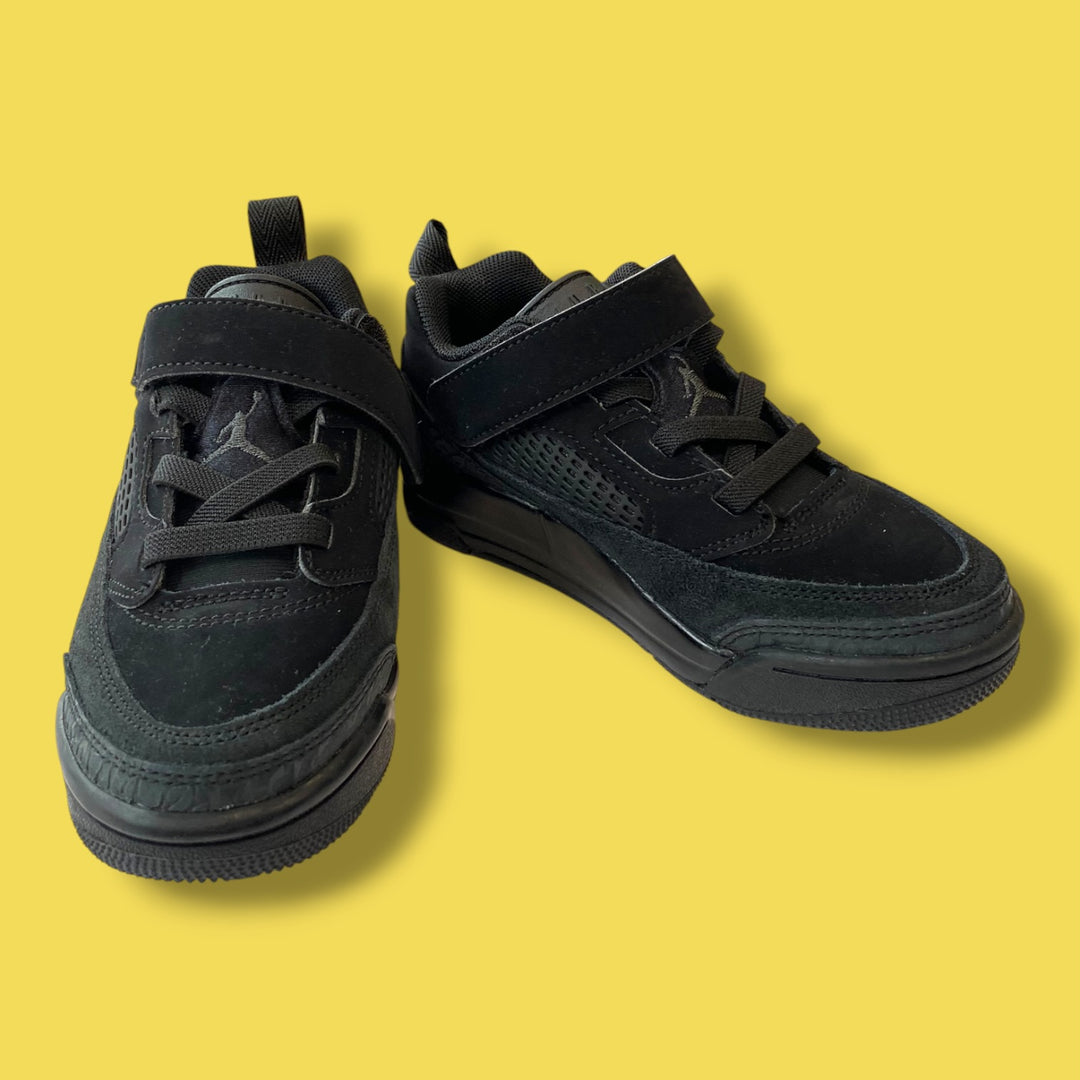 black nike jordans , 11.0