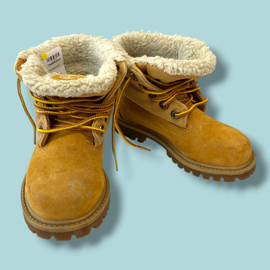 tan timberland boots, 9.0