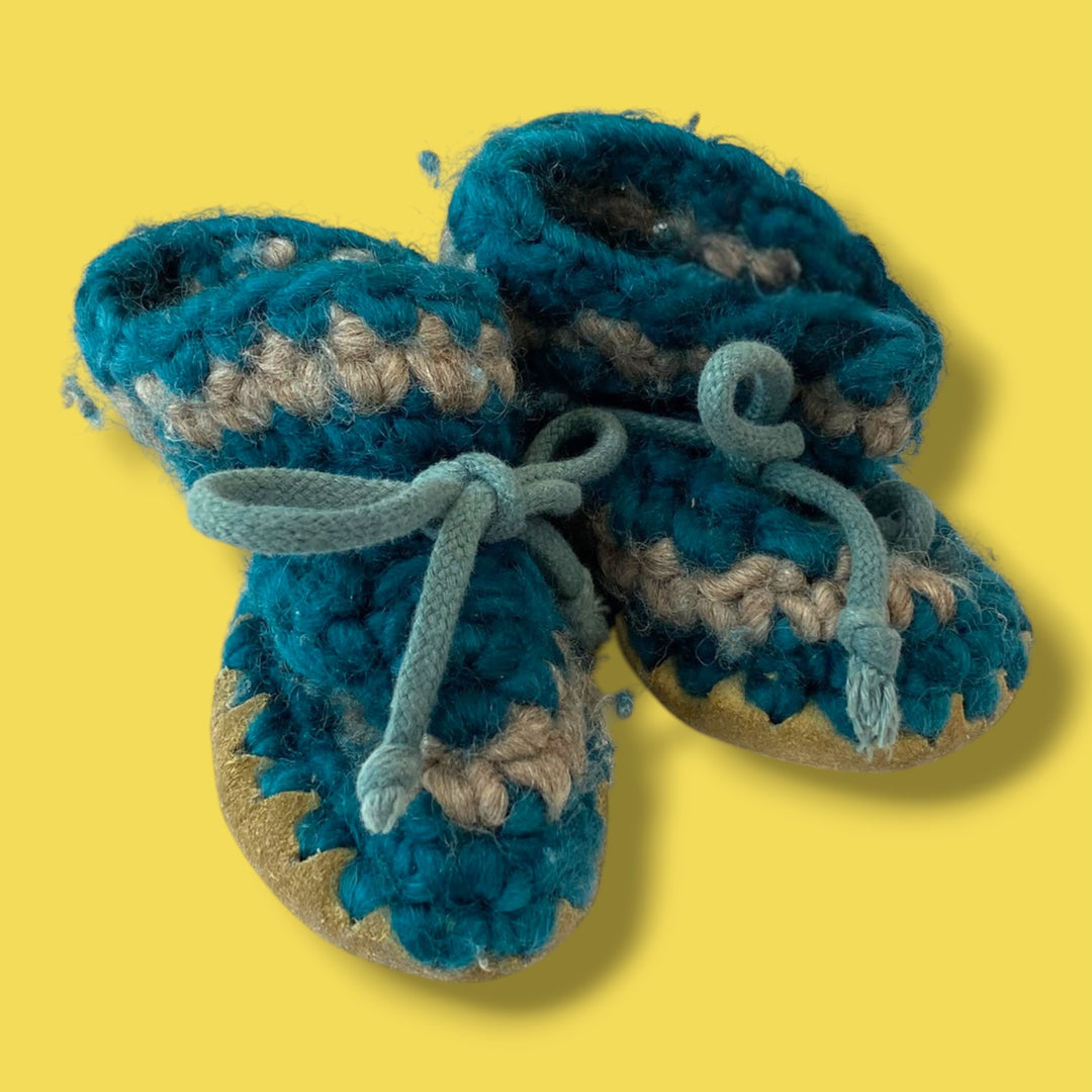 blue  knit boots