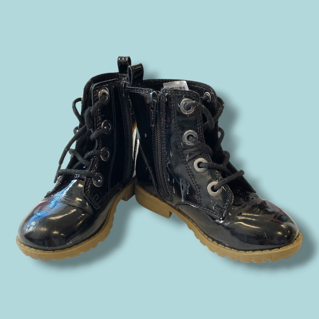 BLACK old navy boots, 8.0
