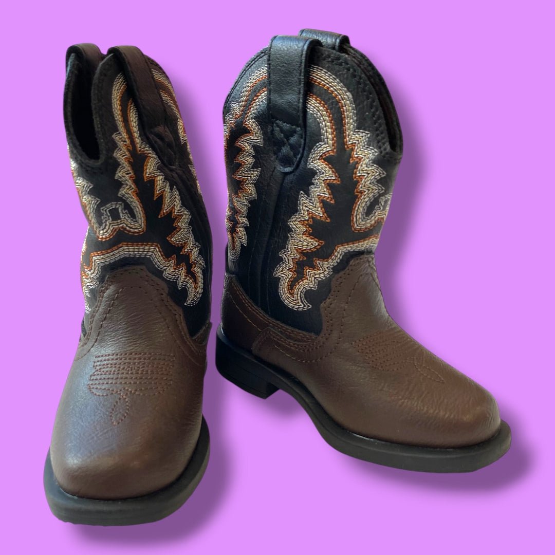 brown dream paris cowboy boot NWT, 5.0