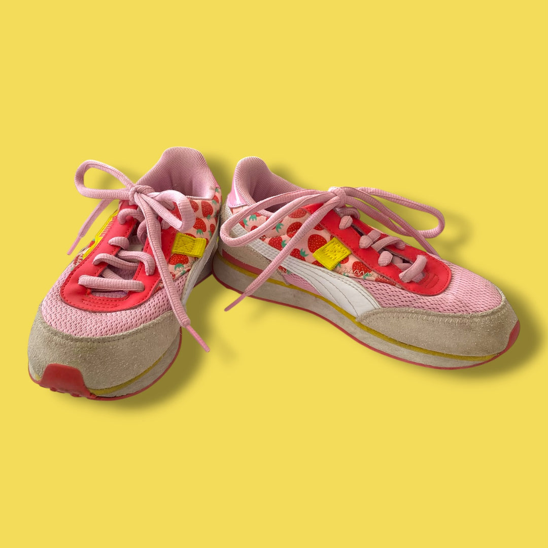 pink puma strawberry shose, 3.0