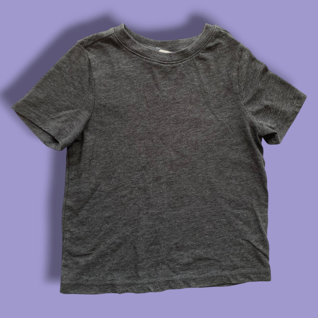 Grey Old Navy t-shirt, 4y