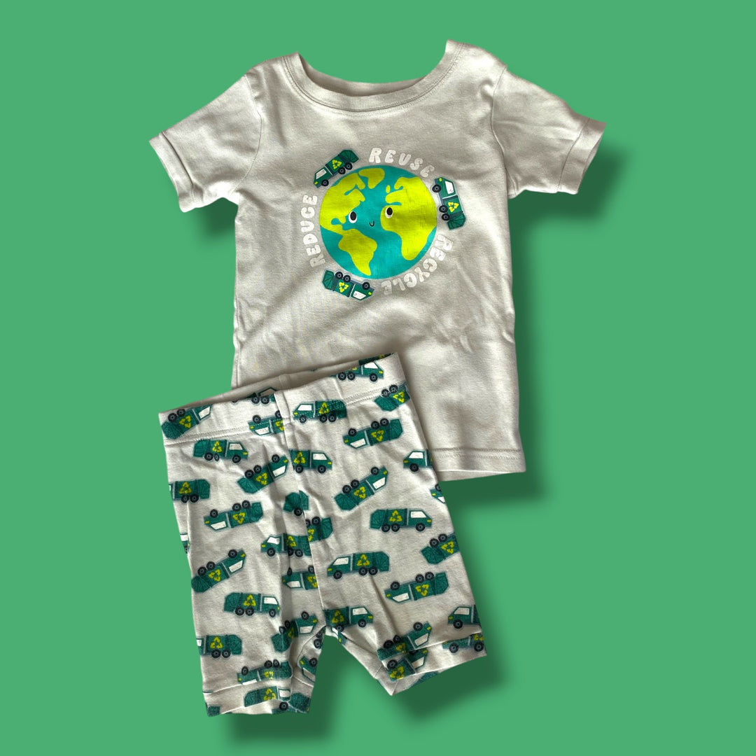 grey Old Navy pajamas, 3Y
