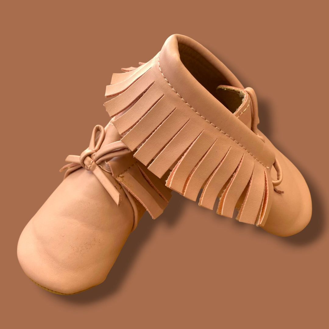 pink Old Navy soft shoe, 6-12m