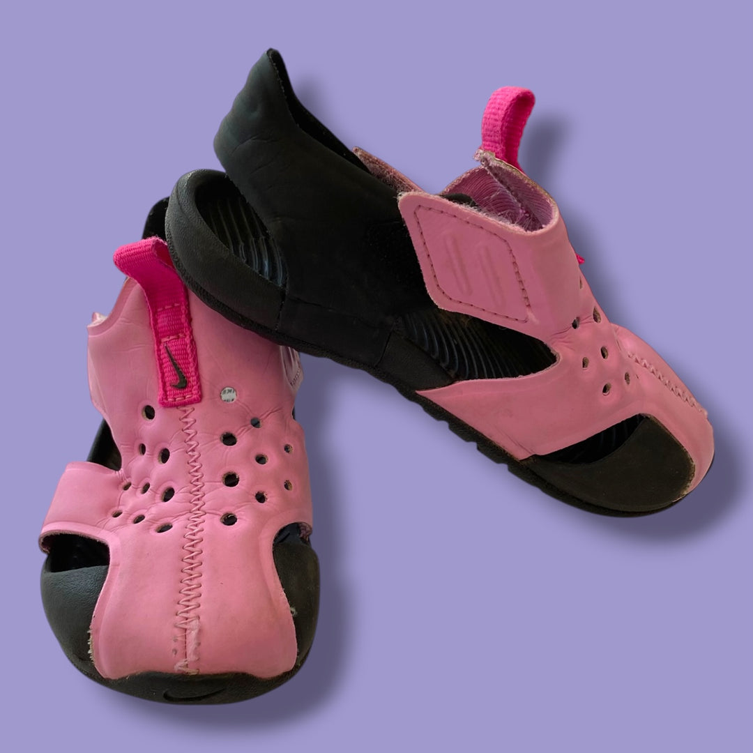Pink Nike sandals, 6.0