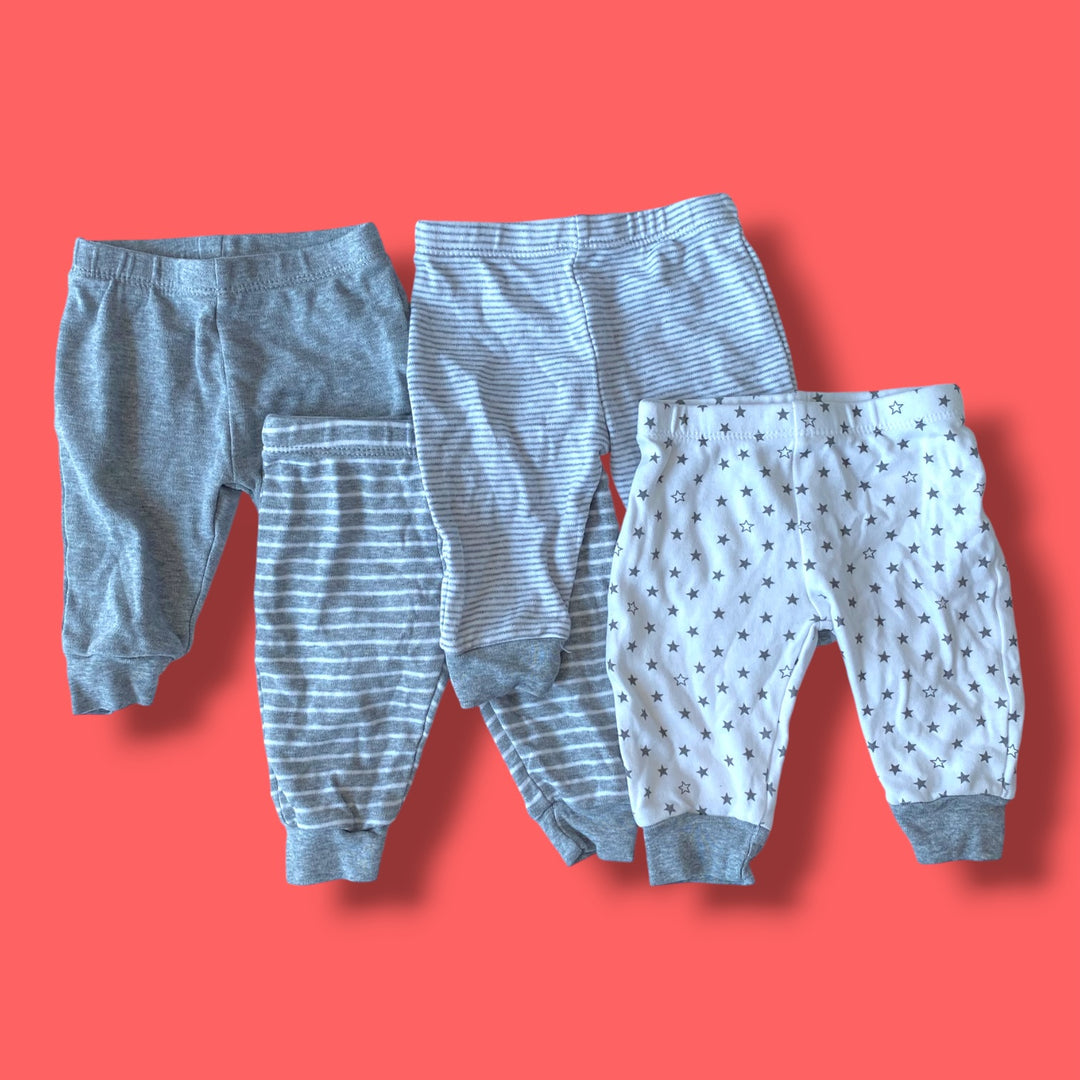 grey  bundle of pants, 3m