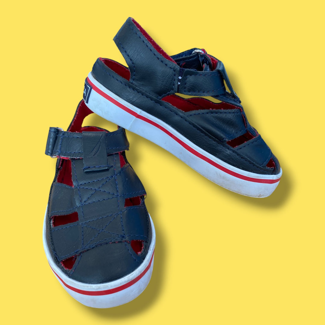 black Nautica sandal, 6.0