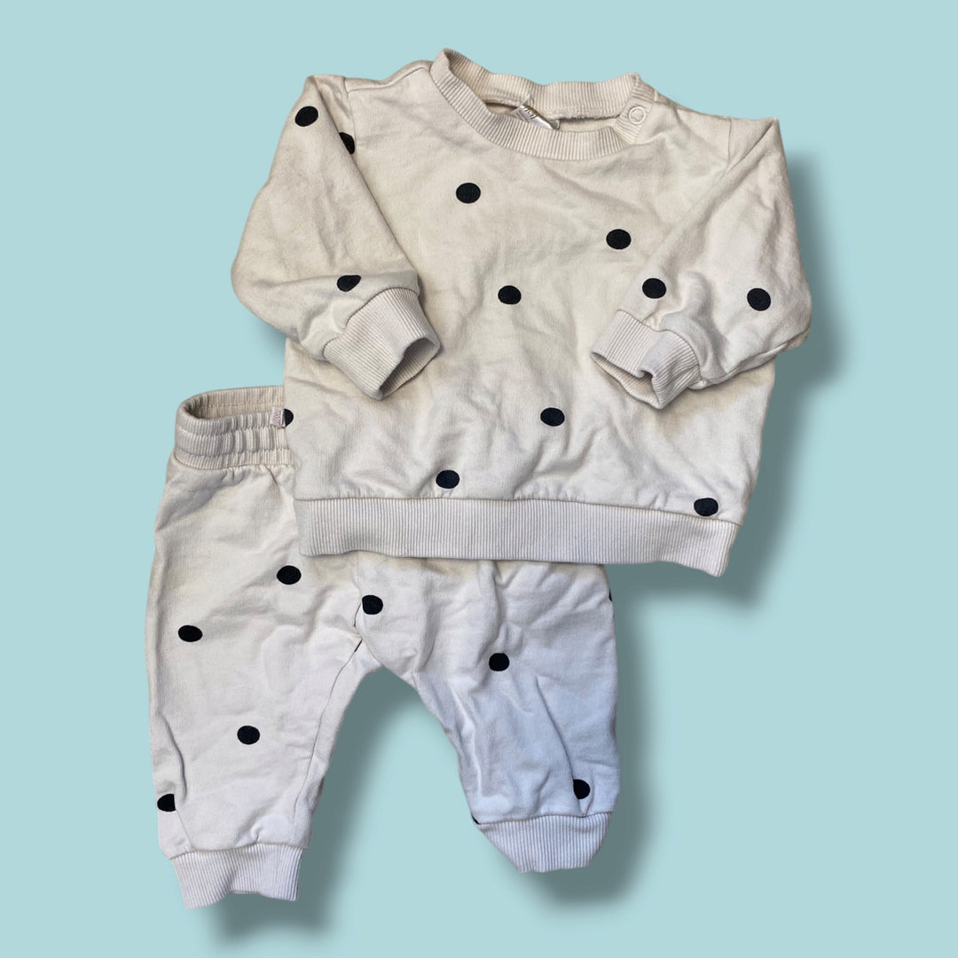 white h&amp;m 2 piece set, 6m