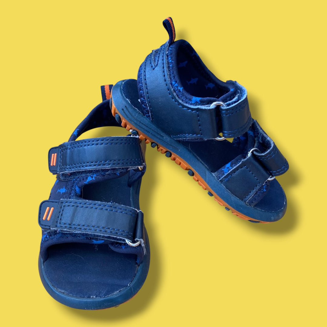 blue  sandals, 6.0