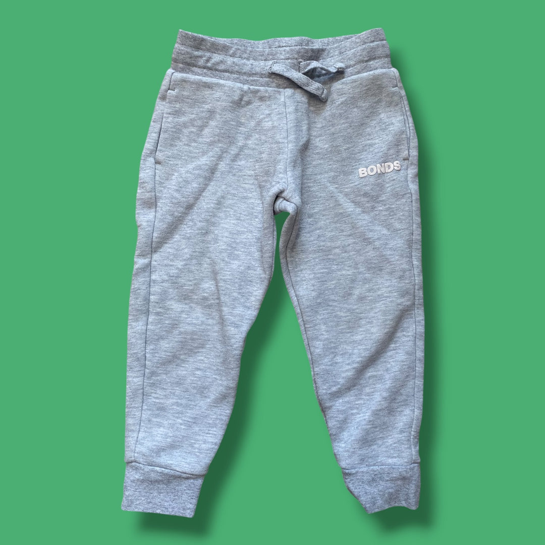 Grey Bonds Joggers, 3Y