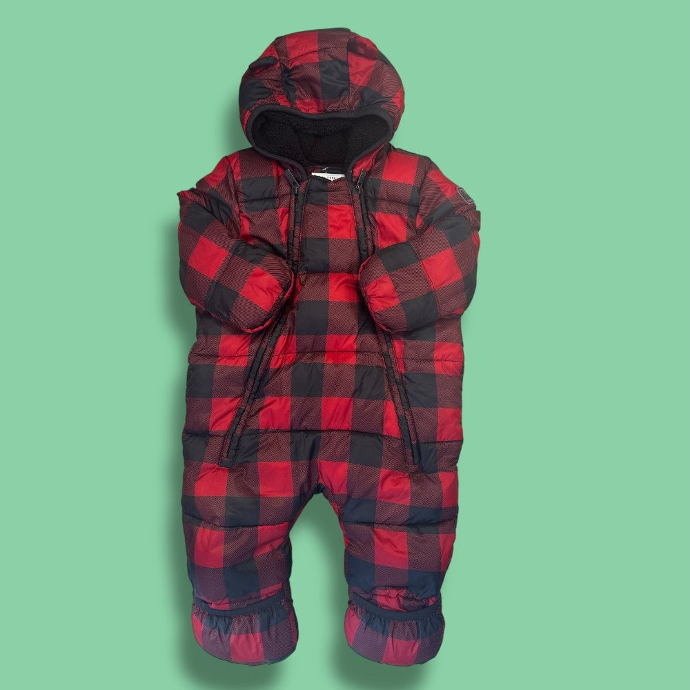 gap snowsuit plaid 6-12m