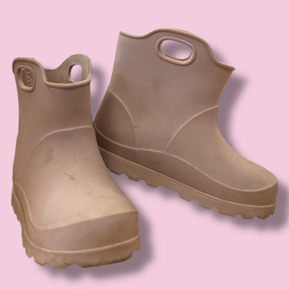 Zara Rainboots 6