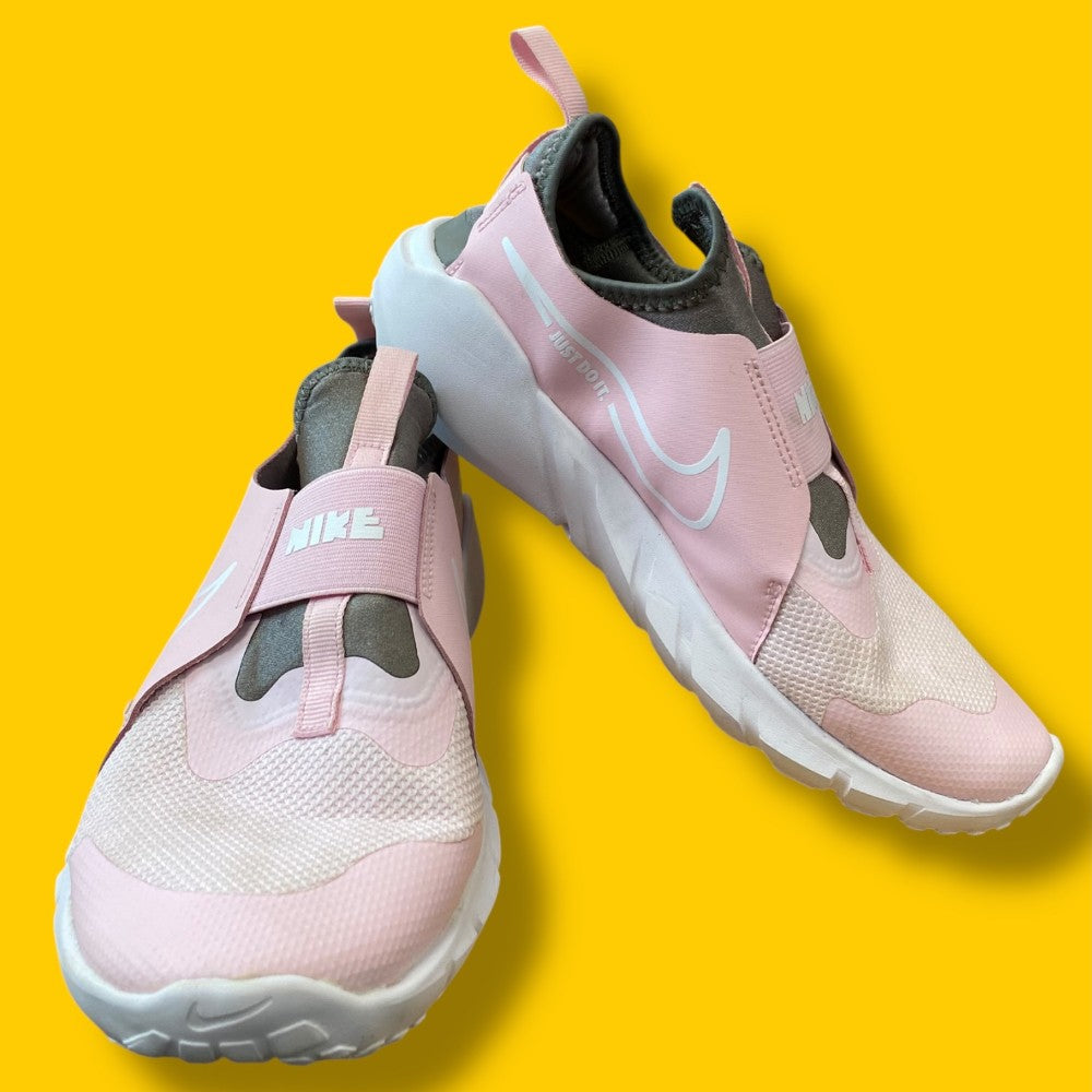 Nike Flex Shoe 6Y